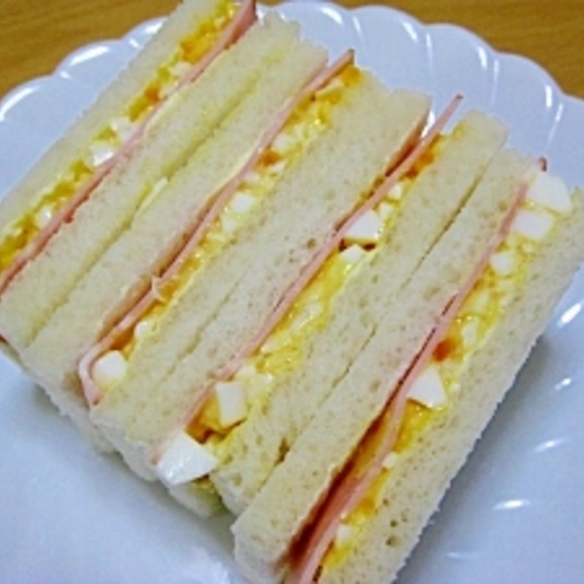 ハムタマゴサンド レシピ 作り方 By らりるれろっと 楽天レシピ